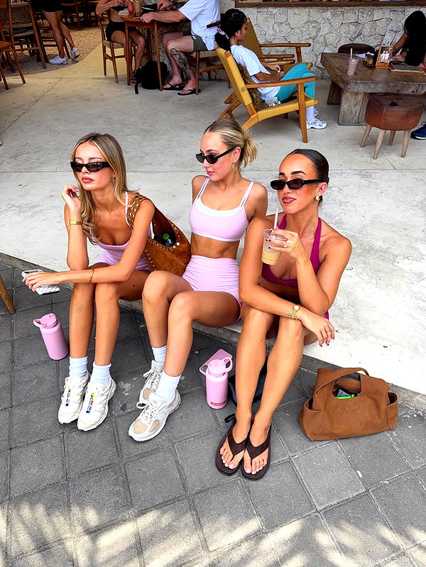 0emmamac instagram image archive image