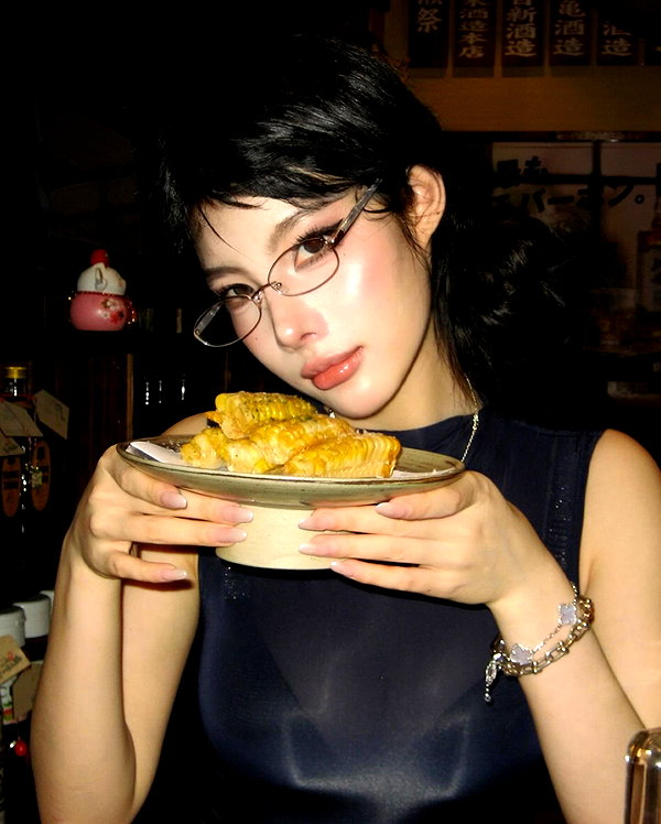 miisu000 instagram image archive image