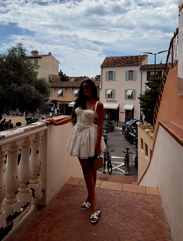 zoeliss instagram image archive image
