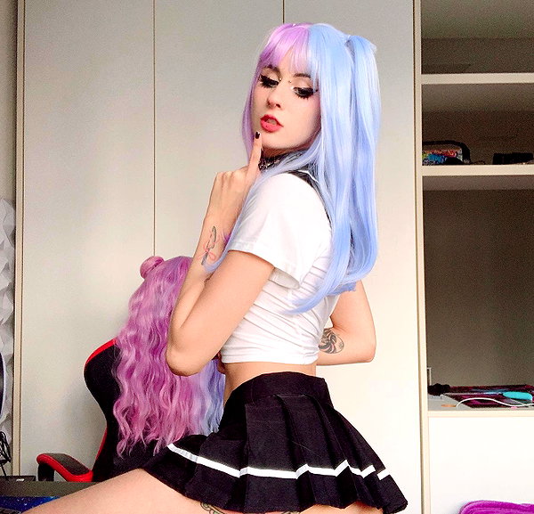 jadelaverne instagram image archive image