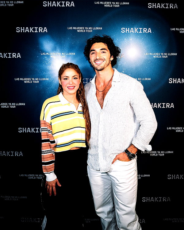 shakira instagram image archive image