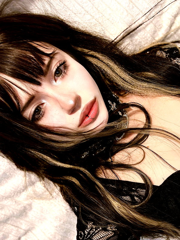 mie.llune archive image