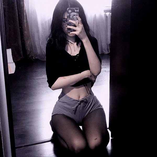 metallic_smack instagram image archive image