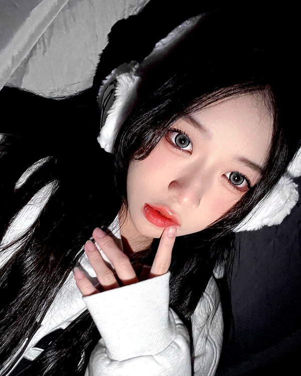 nixqq.425_ instagram image archive image
