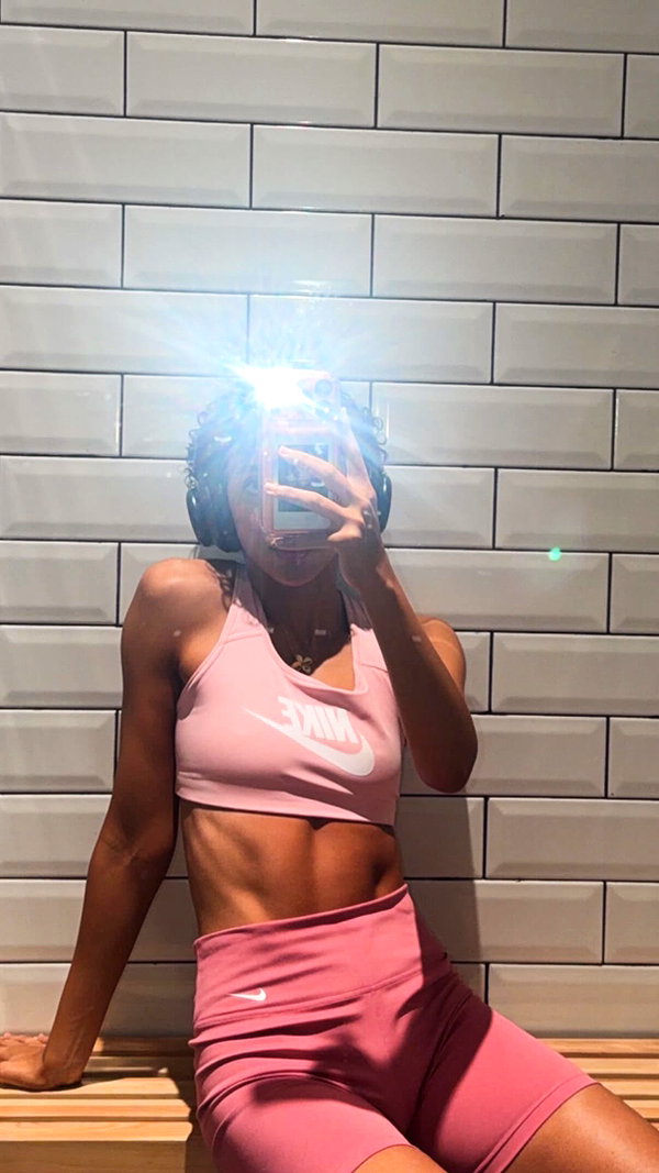 leanriri1 instagram image archive image