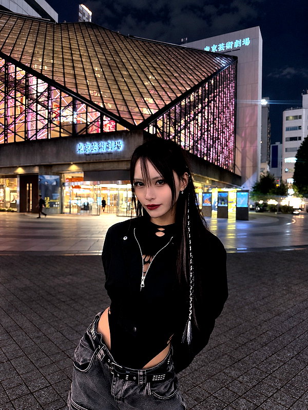 yamikumo_leisa instagram image archive image