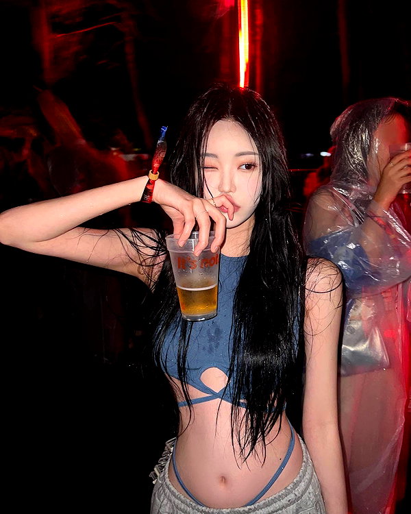 daxbin instagram image archive image