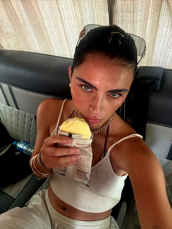laurenhamden instagram image archive image