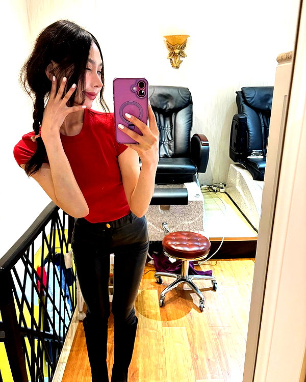 indra0102_ instagram image archive image