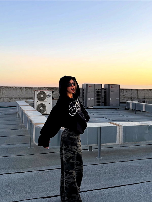 efrat_elmalich instagram image archive image