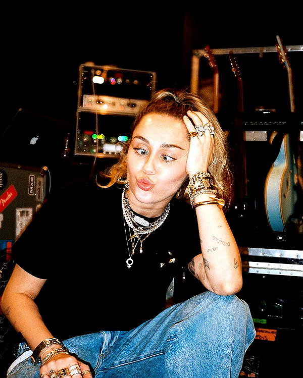 mileycyrus instagram image archive image