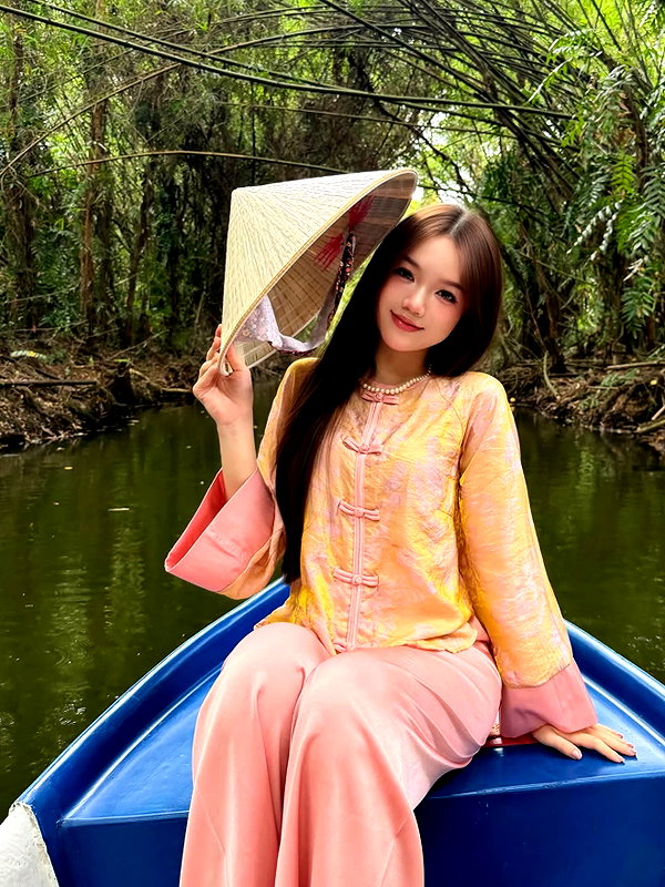 lyhythuedoxinh instagram image archive image