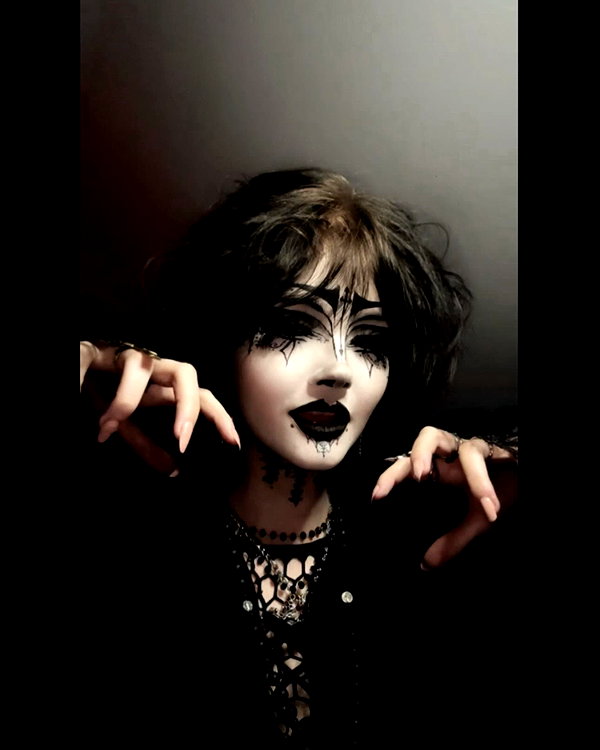 darkblueyoshii instagram image archive image