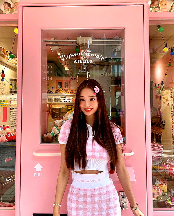 dear.zia instagram image archive image