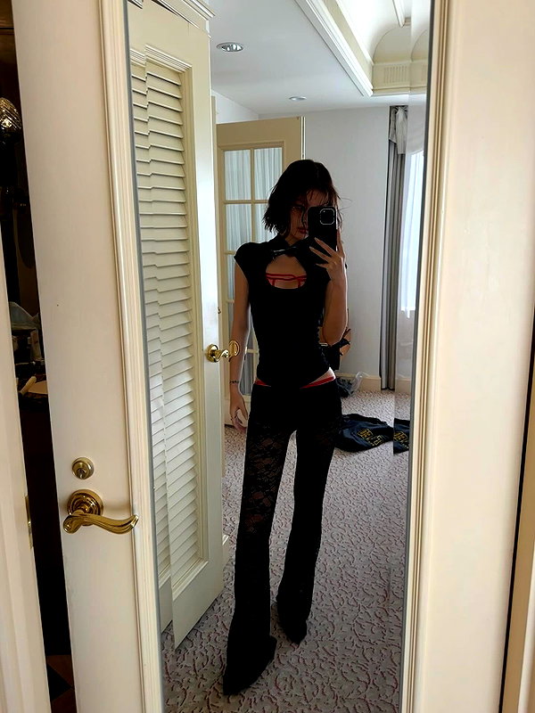 ll.lu1s instagram image archive image