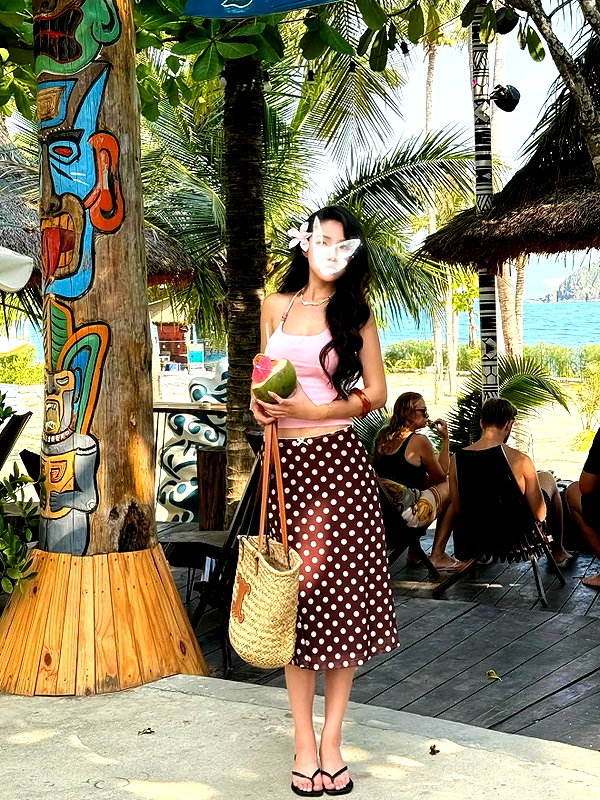 lyhythuedoxinh instagram image archive image