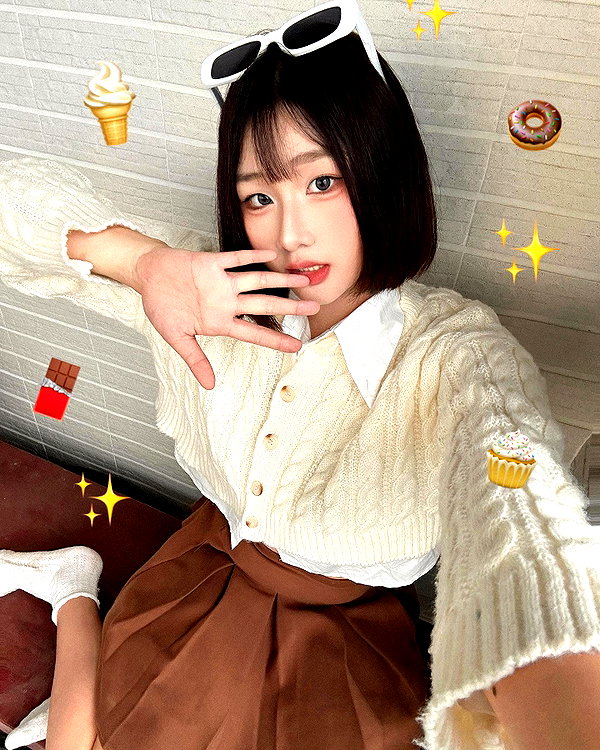 lai_931201 instagram image archive image