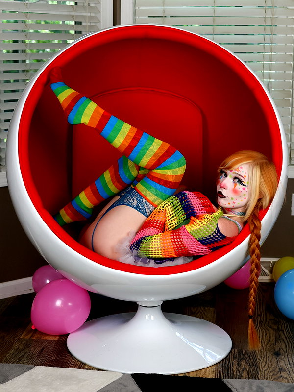 lola.luvgood instagram image archive image