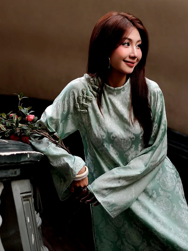 lyhythuedoxinh instagram image archive image