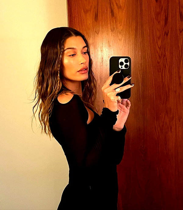 haileybieber instagram image archive image
