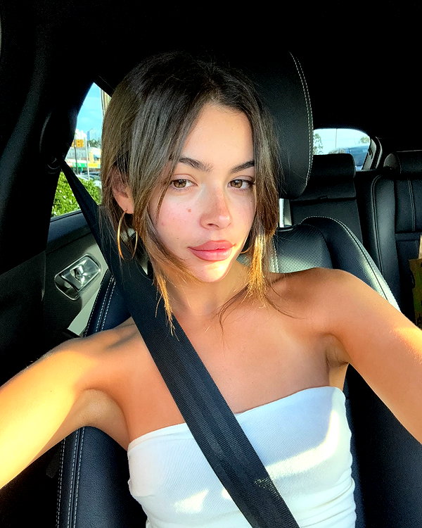 oliviaphillipps instagram image archive image