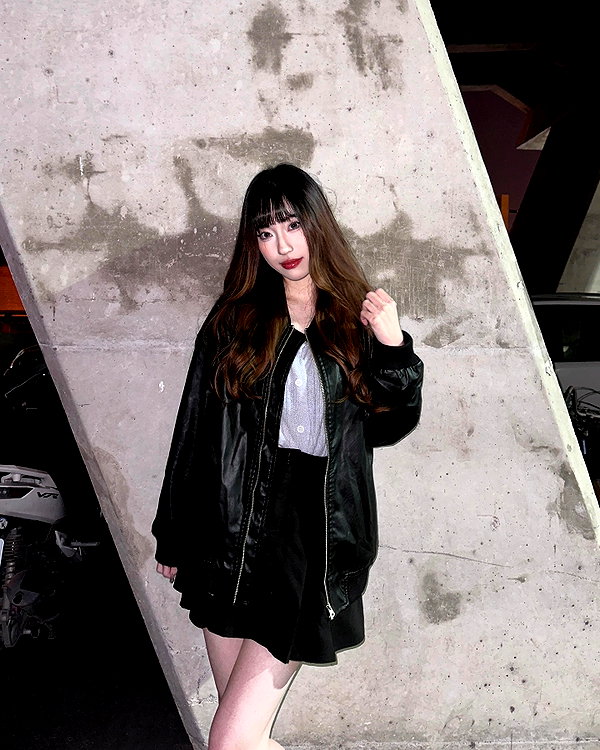 ku._03 instagram image archive image