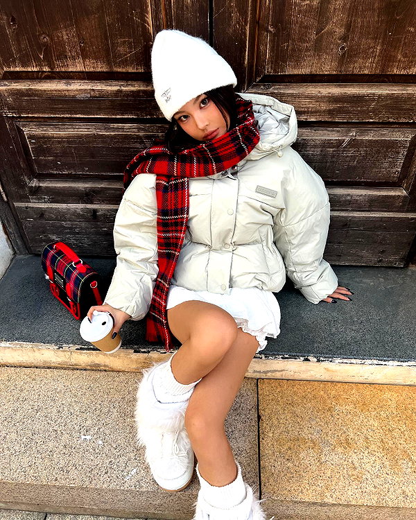 ll.lu1s instagram image archive image