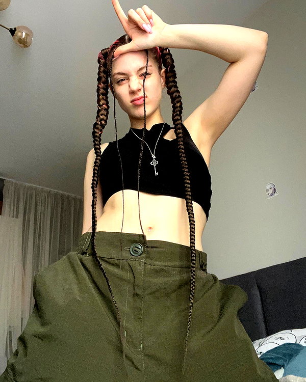 anna.utka22 instagram image archive image