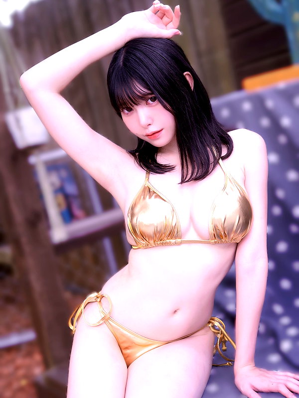 moco_orange instagram image archive image