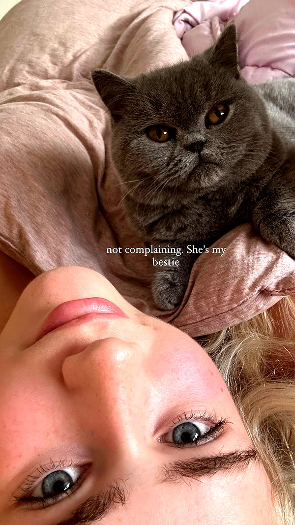 sophadophaa_ instagram image archive image