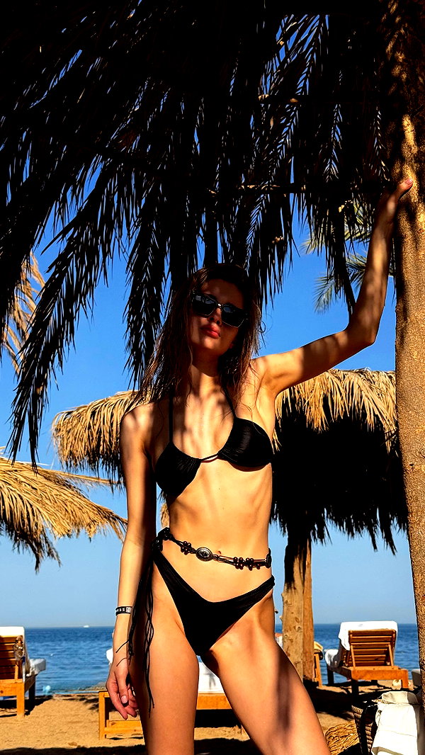 kkwwwv instagram image archive image