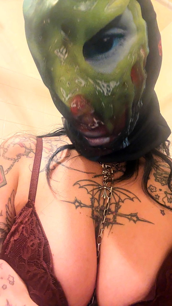 zommmbri instagram image archive image