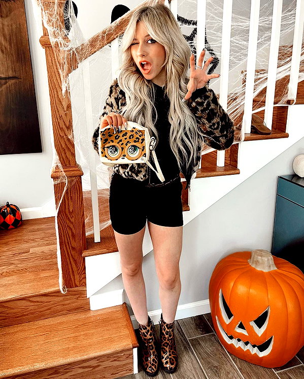 ellianawalmsley instagram image archive image