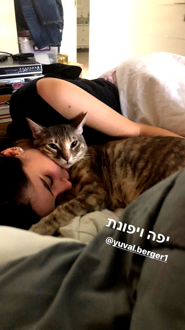Archived image from @notchicore on Instagram