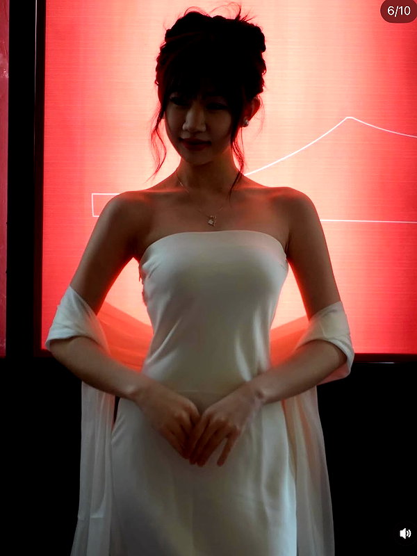 lyhythuedoxinh instagram image archive image
