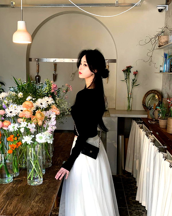 daxbin instagram image archive image