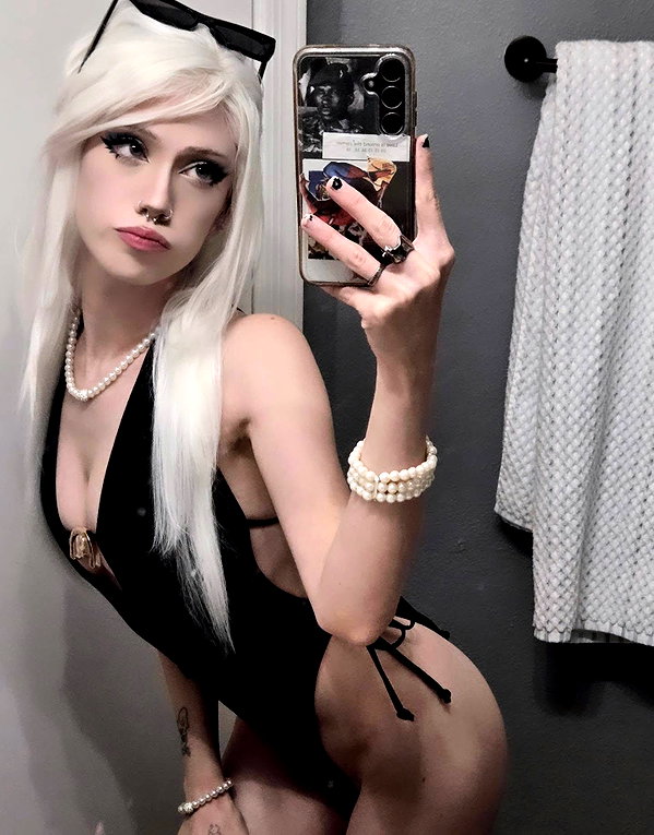 pipssqueakss instagram image archive image