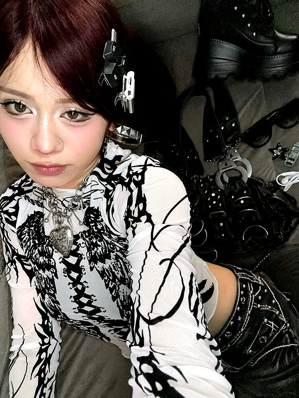 is2tian instagram image archive image