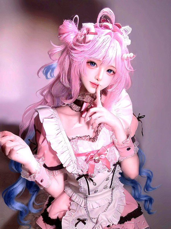 gallery_cosplayer instagram image archive image