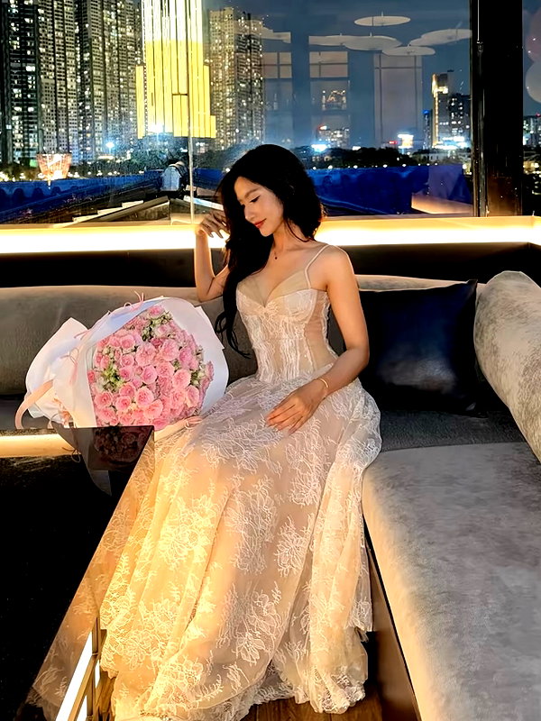 lyhythuedoxinh instagram image archive image