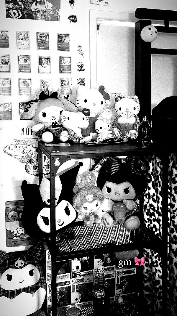 livindeadyaz livindeadyaz archive image