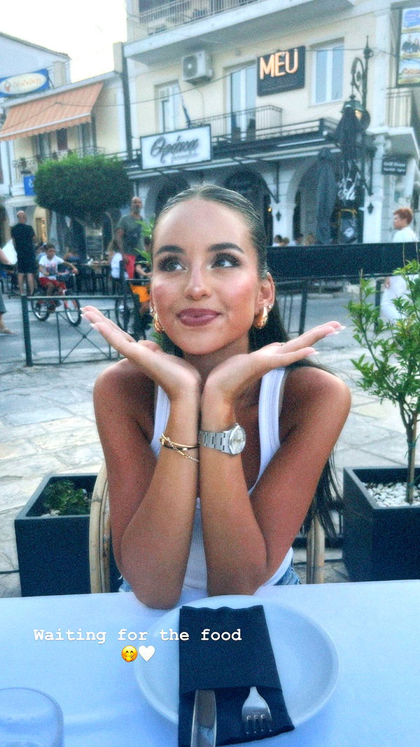 zoeliss instagram image archive image