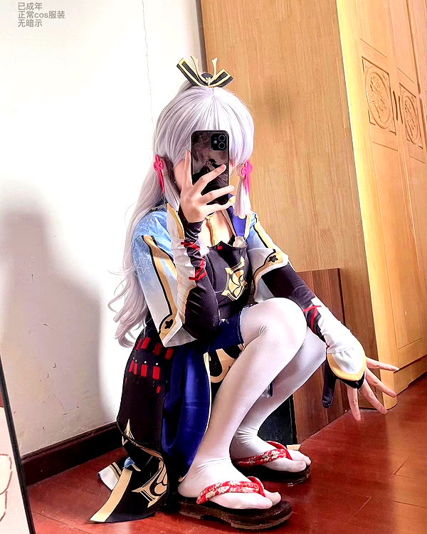 gallery_cosplayer instagram image archive image