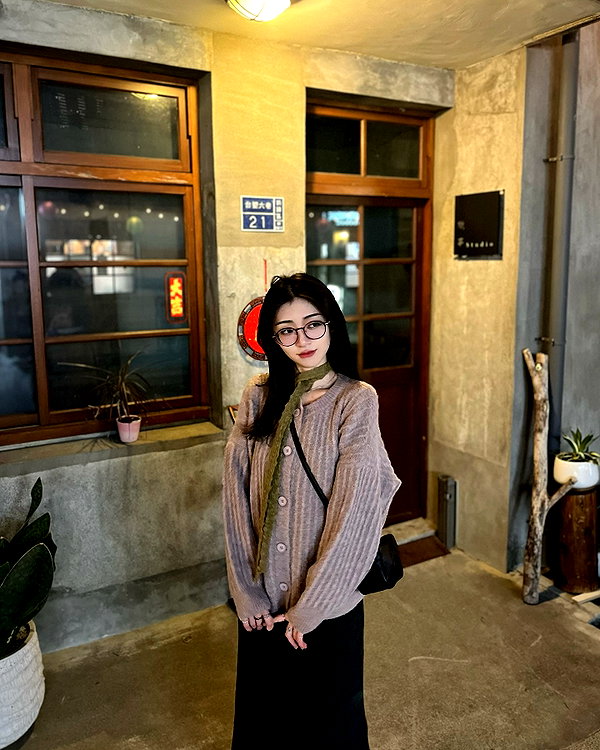 ge.more_x instagram image archive image