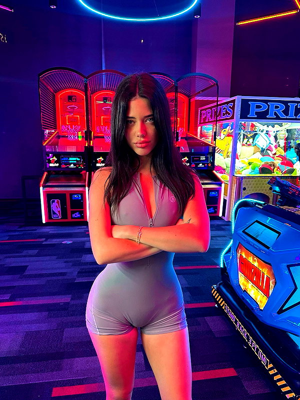 vanessa.rhd instagram image archive image