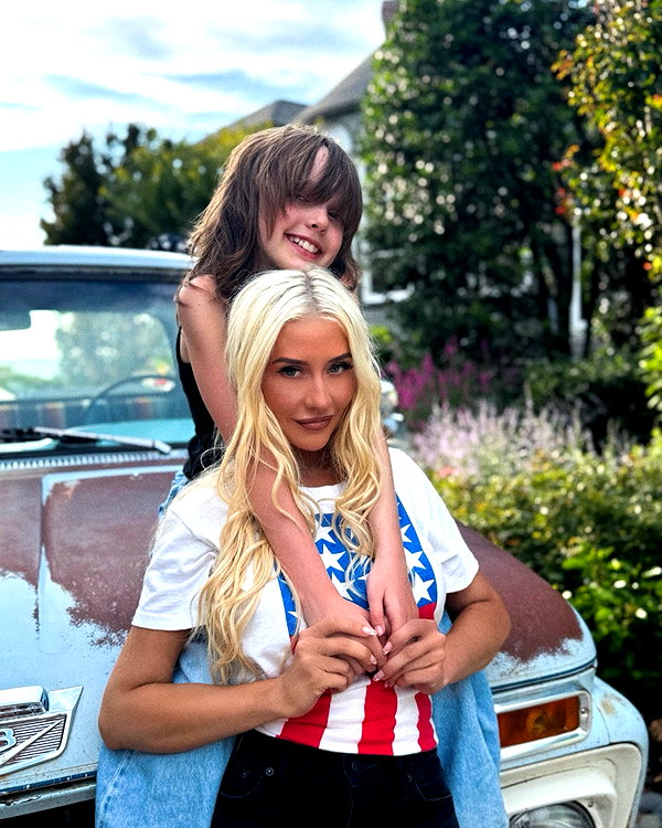 Archived image from @xtina on Instagram