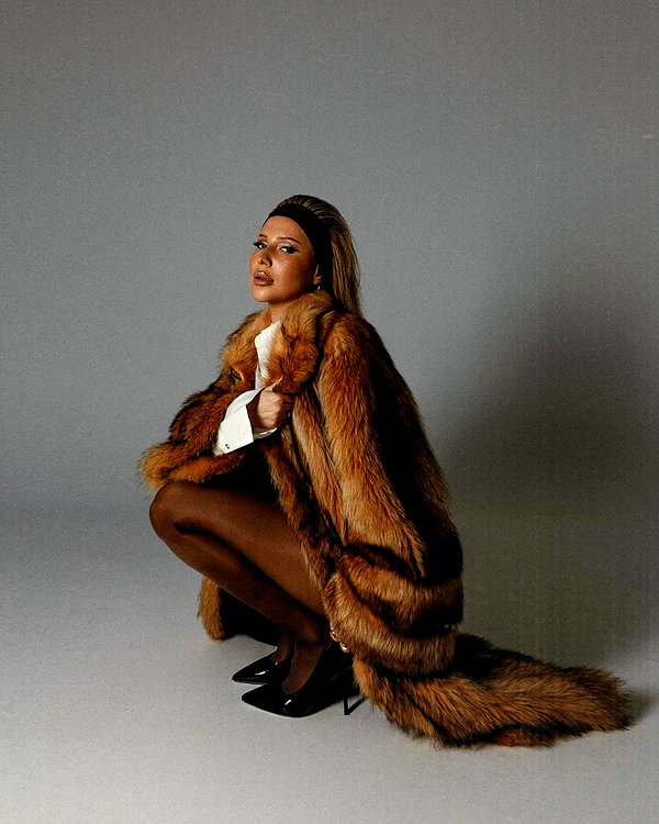 kkwwwv instagram image archive image