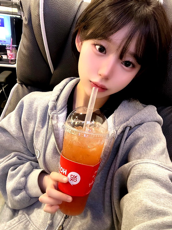 olzlonz instagram image archive image