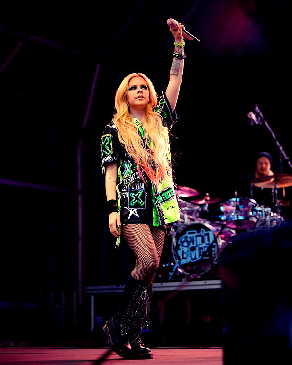 avrillavigne instagram image archive image