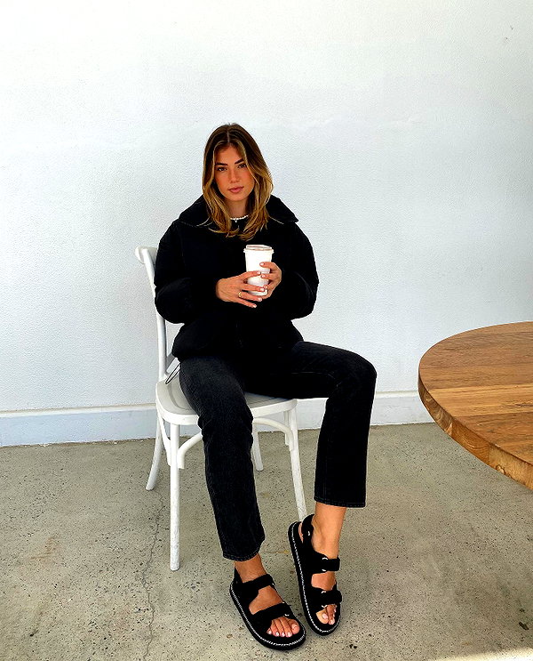 dekota_thompson instagram image archive image